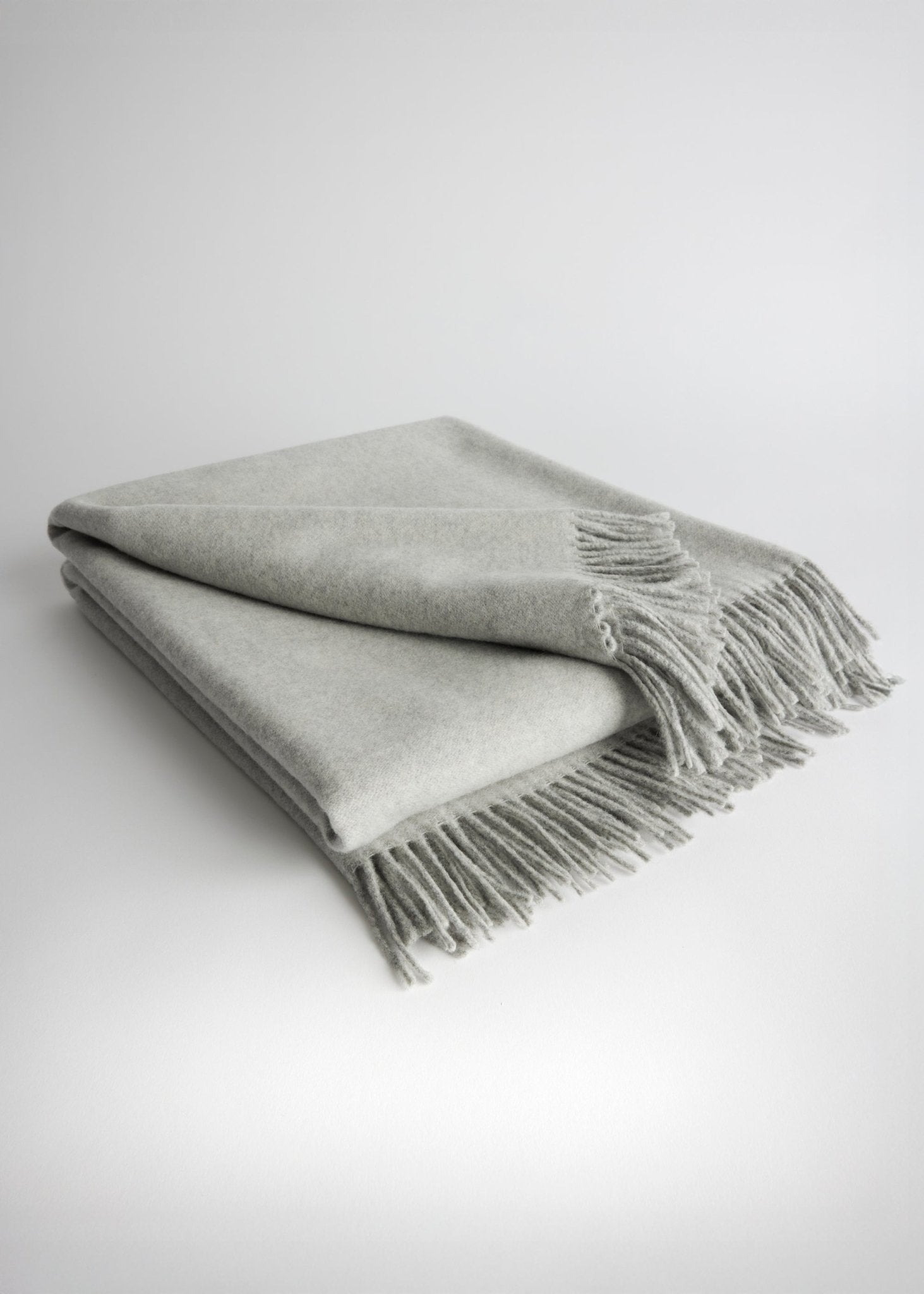 Weiche Decke LANA aus extrafeiner Schurwolle in Doubleface - Machart - FOX'S - Fashion