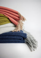 Weiche Decke LANA aus extrafeiner Schurwolle in Doubleface - Machart - FOX'S - Fashion