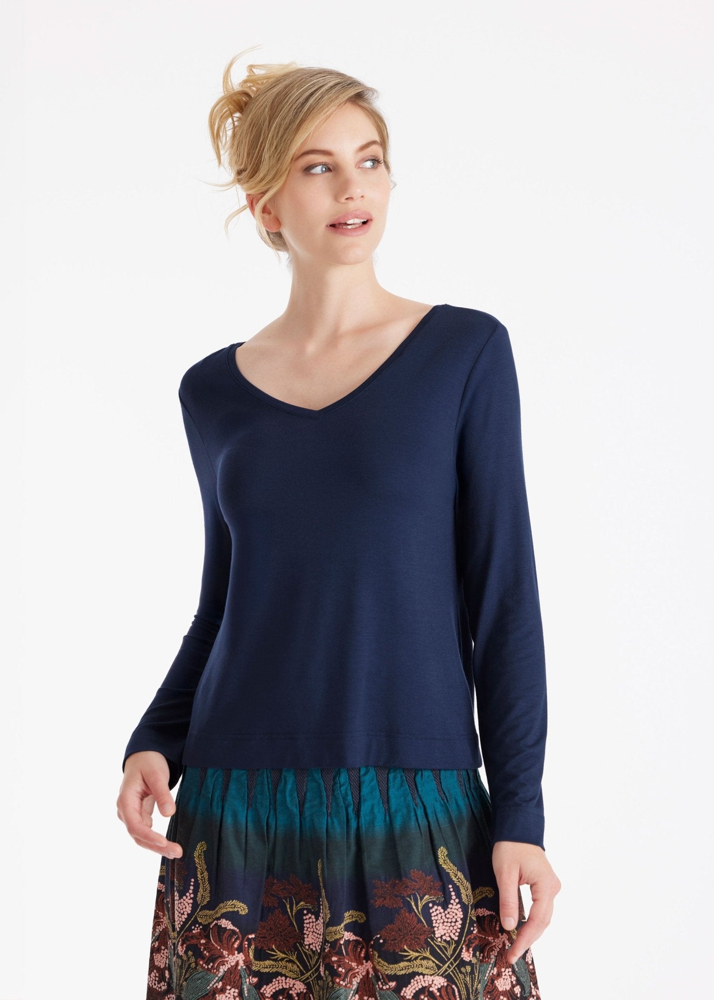 Langarm Shirt CLIVONITA mit Rundhals und V-Ausschnitt in Blau