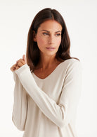 Langarm Shirt CLIVONITA mit Rundhals und V-Ausschnitt in Beige